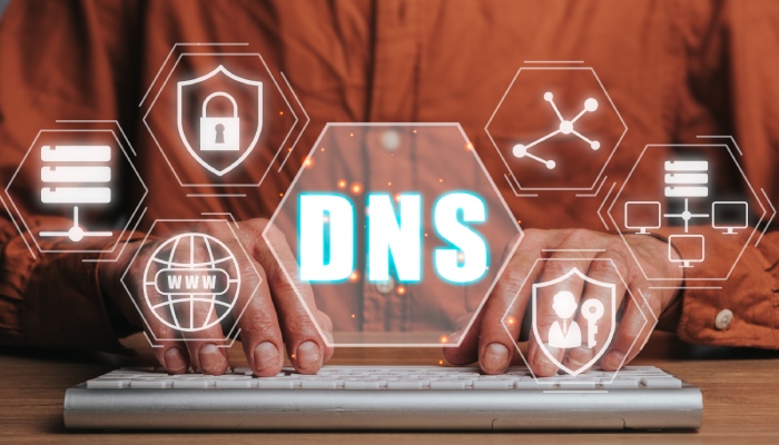 DNS